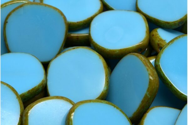 TCB 8 Edged Designed Beads 22x22mm - Image 1