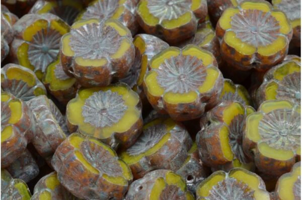 TCB Hawaiian Flower Beads 14x14mm - Image 1