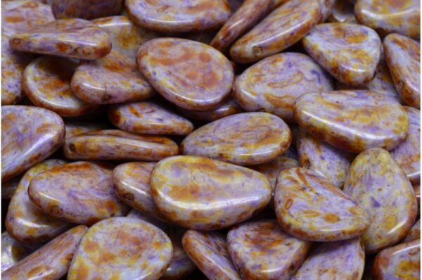 Anemone Petal Beads 11x16mm - Image 1