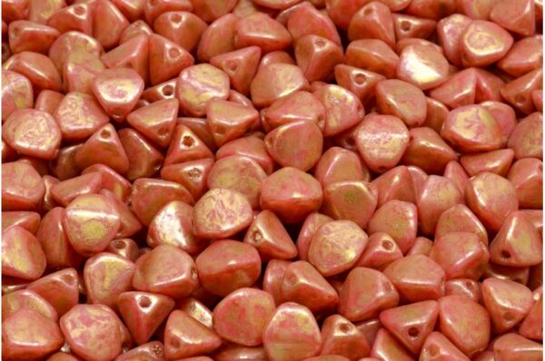 Pinch Beads 7x7mm - Image 1