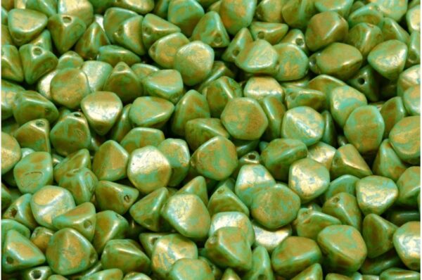 Pinch Beads 7x7mm - Image 1