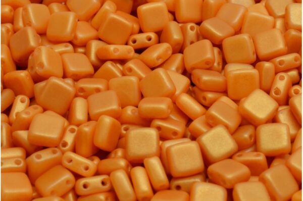 2 Holes Pressed Tile Beads 6x6mm - Image 1