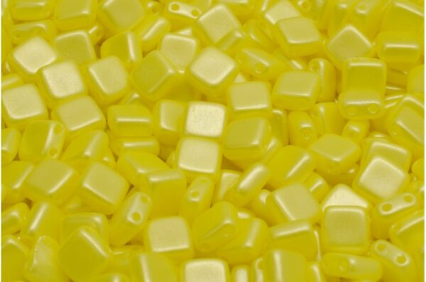 2 Holes Pressed Tile Beads 6x6mm - Image 1
