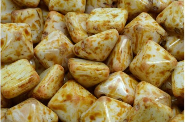 Pyramid Stud Beads 12x12mm - Imagen 1