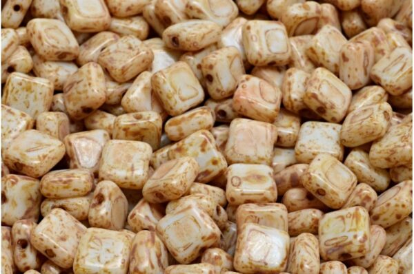 Square Beads 6x6mm - Image 1