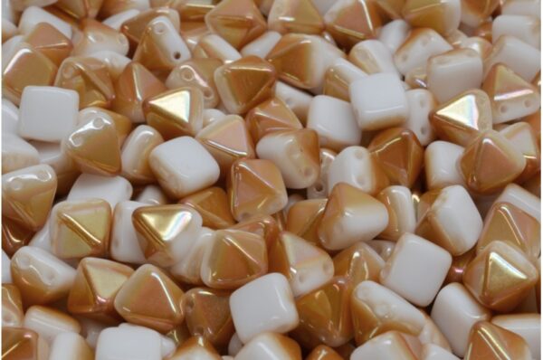 Pyramid Stud Beads 6x6mm - Imagen 1