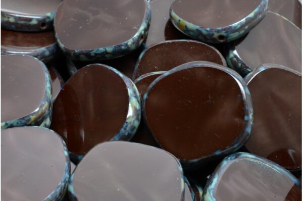 TCB 8 Edged Designed Beads 22x22mm - Image 1