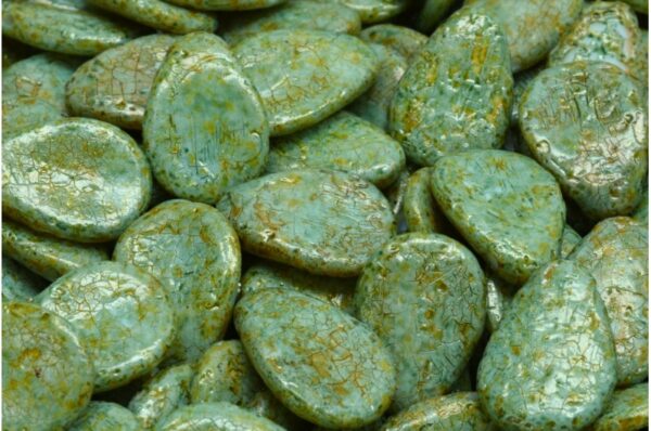 Anemone Petal Beads 11x16mm - Image 1
