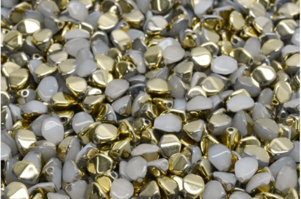 Pinch Beads 5x5mm - Image 1