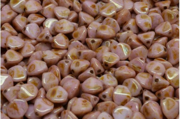 Pinch Beads 7x7mm - Image 1