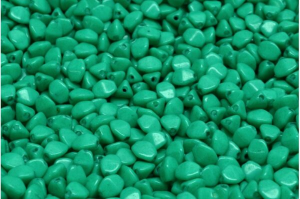 Pinch Beads 5x5mm - Image 1