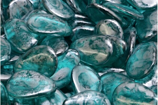 Anemone Petal Beads 11x16mm - Image 1