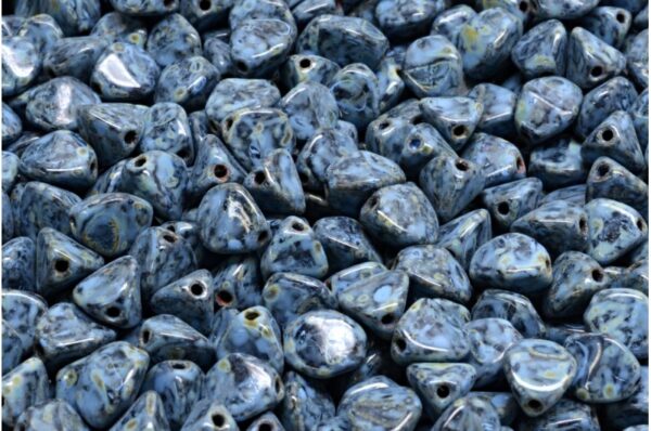 Pinch Beads 7x7mm - Image 1