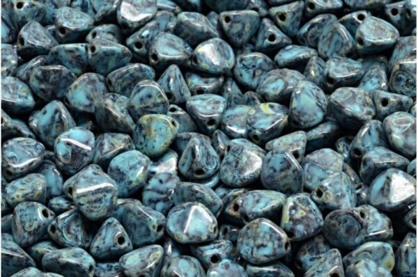 Pinch Beads 7x7mm - Image 1