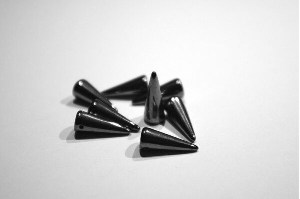 Spike Beads 7x17mm - Image 1