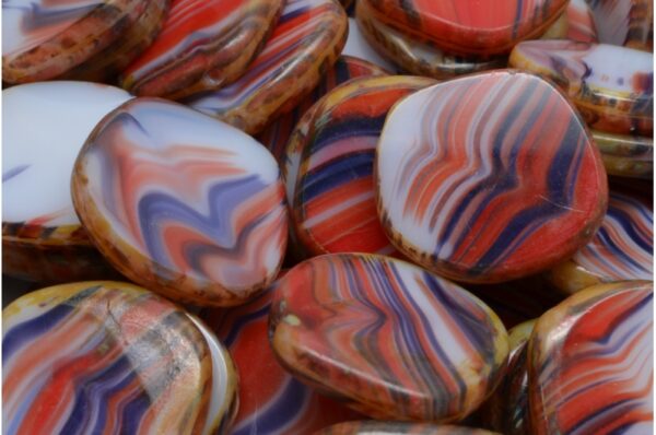 TCB 8 Edged Designed Beads 22x22mm - Image 1