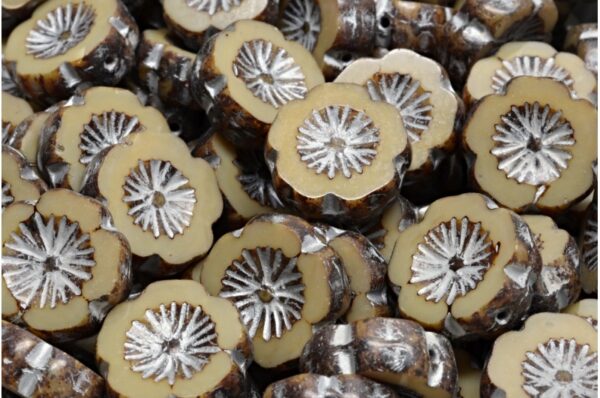 TCB Hawaiian Flower Beads 14x14mm - Image 1