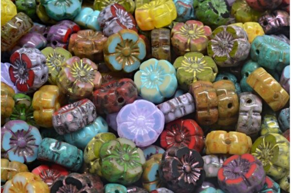 Hawaian Flower Beads 8x8mm - Image 1