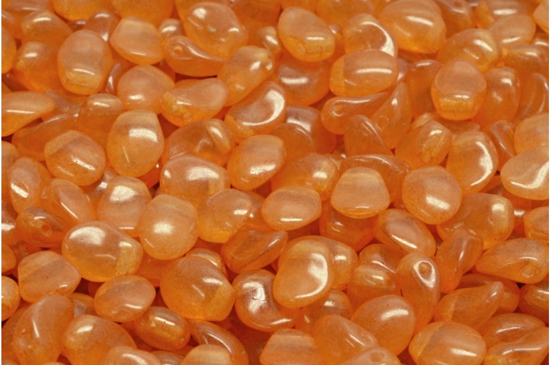 23213_111-69803-06x08-00030-21080-jpg_1 Tulip Petal Beads 6x8mm - Image 1