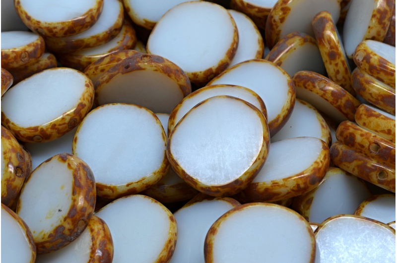 20257_991-30483-15x15-83500-86800-jpg_1 TCB 8 Edged Designed Beads 15x15mm - Image 1