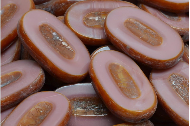 21187_991-99909-26x15-74010-86800-jpg_1 TCB Flat Oval Beads 26x15mm - Image 1