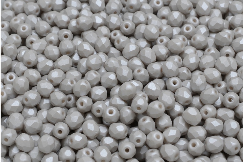 3830_151-19001-04x04-02010-29320-jpg_1 Firepolished Beads 4mm - Image 1