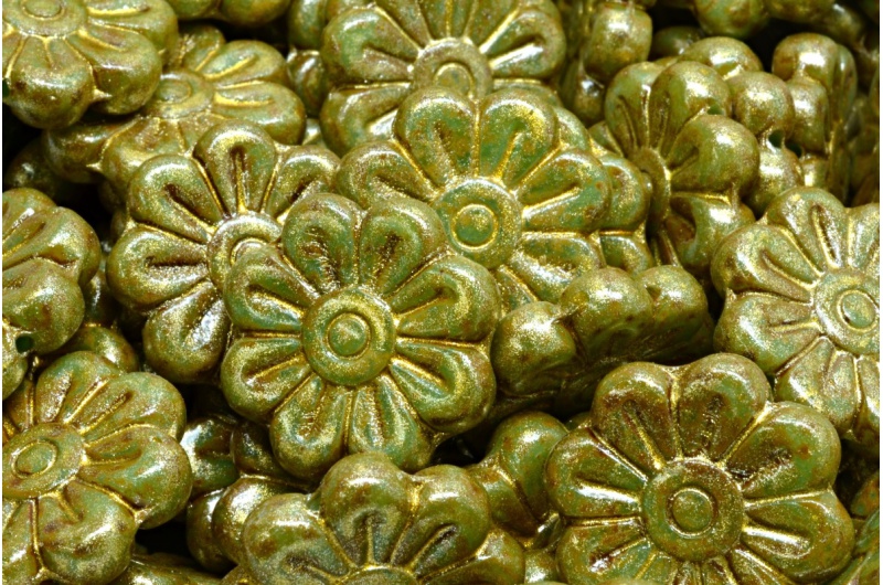 58712_111-95081-18x18-r0611-86800-34302-jpg_1 Daisy Flower Bead 18x18mm - Image 1