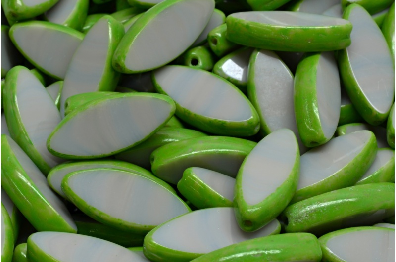 66516_991-30460-18x07-43020-33311-jpg_1 TCB Ship Flat Beads 18x7mm - Image 1