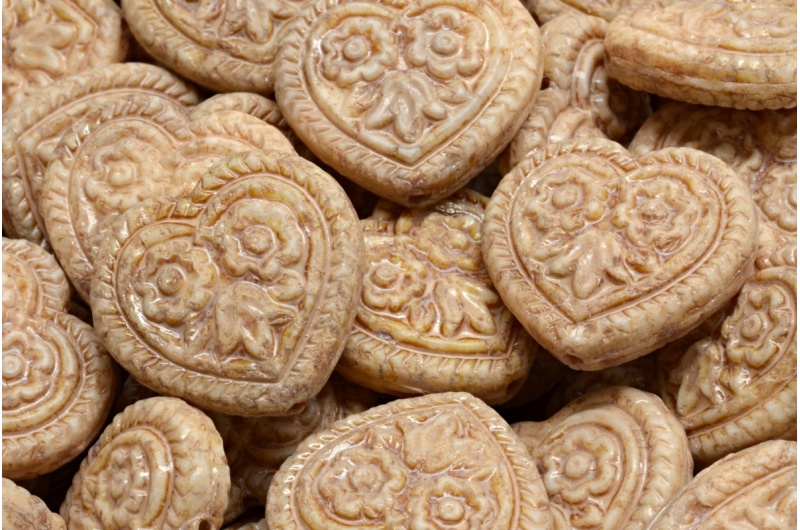 67160_111-95004-17x17-02020-86800-33301-jpg_1 Heart Beads With Flowers 17x17mm - Image 1