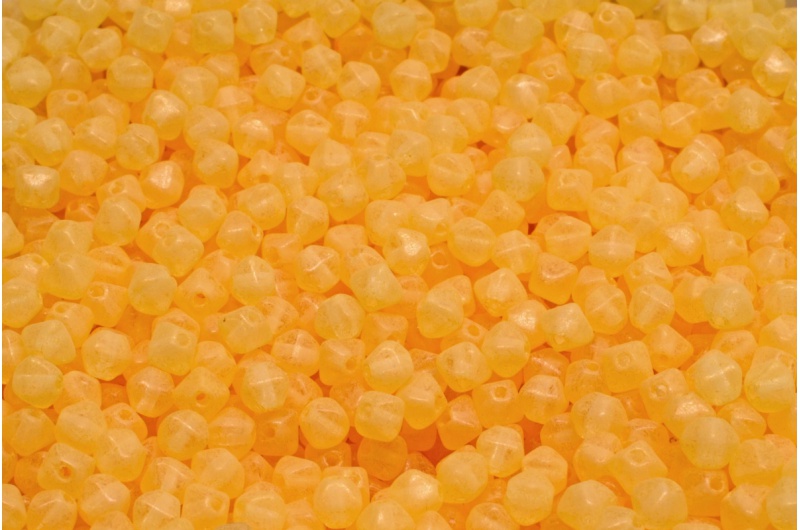 51064_111-00066-04x04-00030-84302-jpg_1 Bicone Beads 4x4mm - Image 1