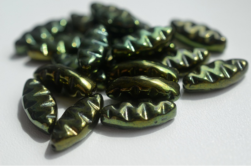 7950_111-99101-18x07-23980-14495-jpg_1 Ship designed beads - Image 1